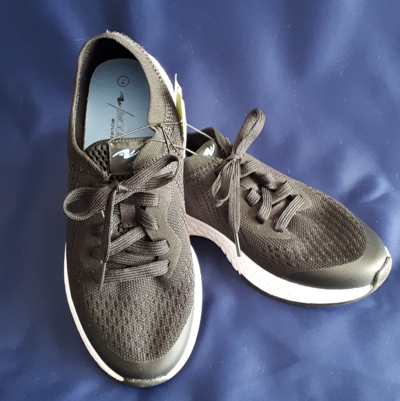 Women's Athletic Works Runners - Picture 1 of 5